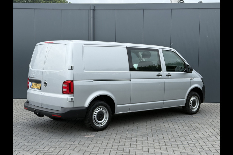 Volkswagen Transporter 2.0 TDI 150 PK / L2H1 / DUBBELE CABINE / TREKHAAK / 1e EIG. / AIRCO / CRUISE / ISOFIX / NAVI