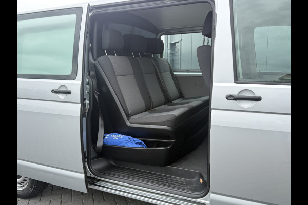Volkswagen Transporter 2.0 TDI 150 PK / L2H1 / DUBBELE CABINE / TREKHAAK / 1e EIG. / AIRCO / CRUISE / ISOFIX / NAVI