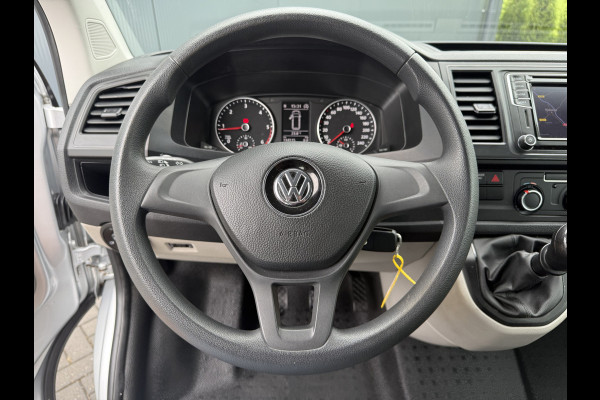 Volkswagen Transporter 2.0 TDI 150 PK / L2H1 / DUBBELE CABINE / TREKHAAK / 1e EIG. / AIRCO / CRUISE / ISOFIX / NAVI
