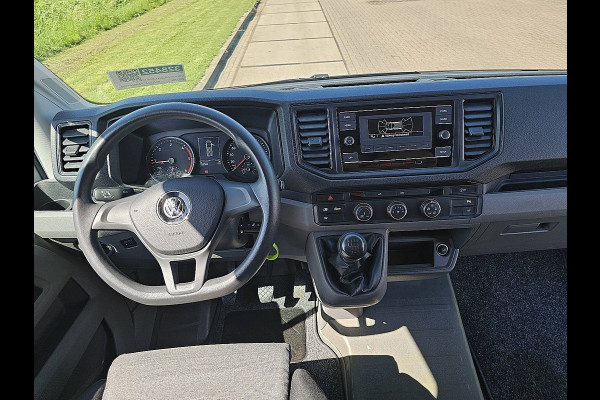 Volkswagen Crafter 2.0 TDI L3H2 Airco | Carplay | Android Auto | Parkeersensoren voor+achter | Voorruitverwarming