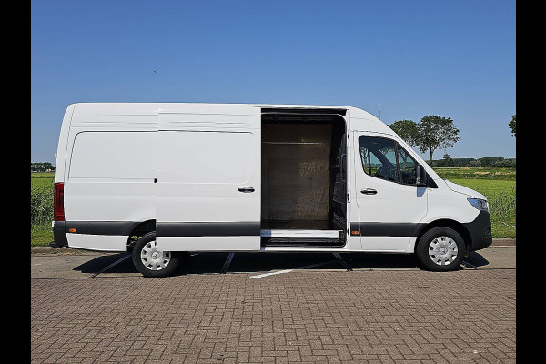 Mercedes-Benz Sprinter 317 1.9 CDI L3H2 RWD Mbux10 Euro6 Airco 170Pk Camera BPM-Vrij 3-Zits!