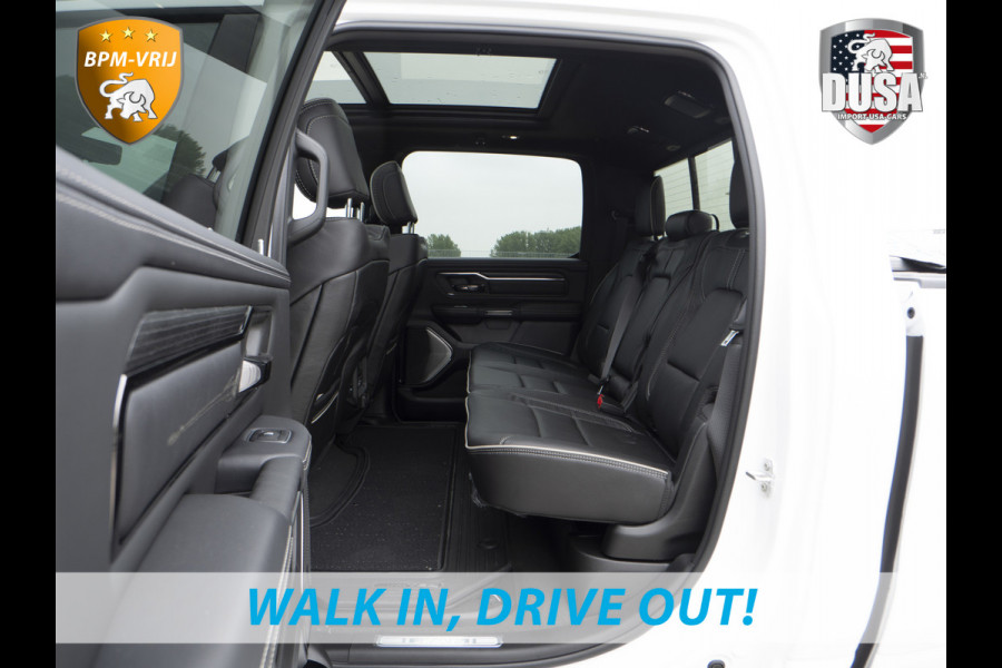 Dodge Ram 1500 | Limited | 5.7L HEMI | 4X4 Night Edition | Panoramadak  | Luchtvering | BPM VRIJ Getoonde accessoires zijn verkrijgbaar tegen meerprijs