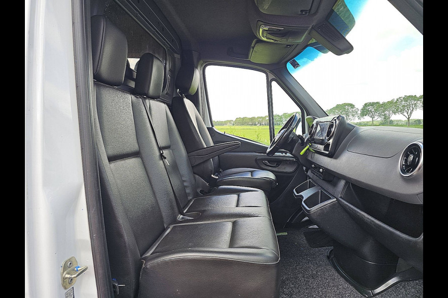 Mercedes-Benz Sprinter 316 2.2 CDI L3H2 EURO VI-D 3.5T-Trekhaak Mbux10 + Navi 3-Zits Comfort-Stoel Stoelverwarming 163Pk Euro6 Leer!