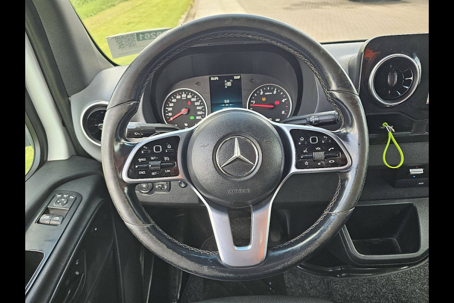 Mercedes-Benz Sprinter 316 2.2 CDI L3H2 EURO VI-D 3.5T-Trekhaak Mbux10 + Navi 3-Zits Comfort-Stoel Stoelverwarming 163Pk Euro6 Leer!