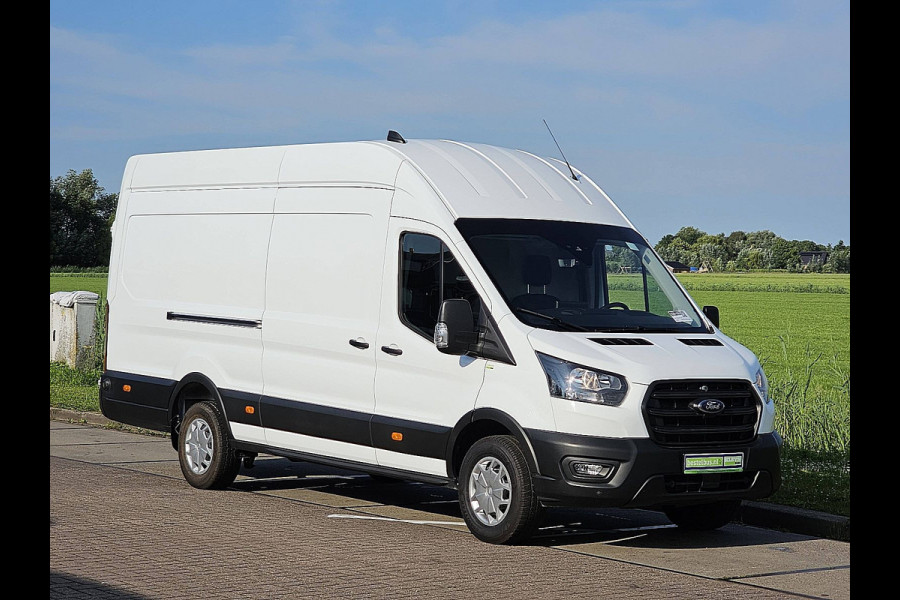 Ford Transit 350 2.0 TDCI L4H3 Trend 131pk | Camera | Navi | Verlengde Fabrieksgarantie | Parkeersensoren | 3zits | 256° deuren