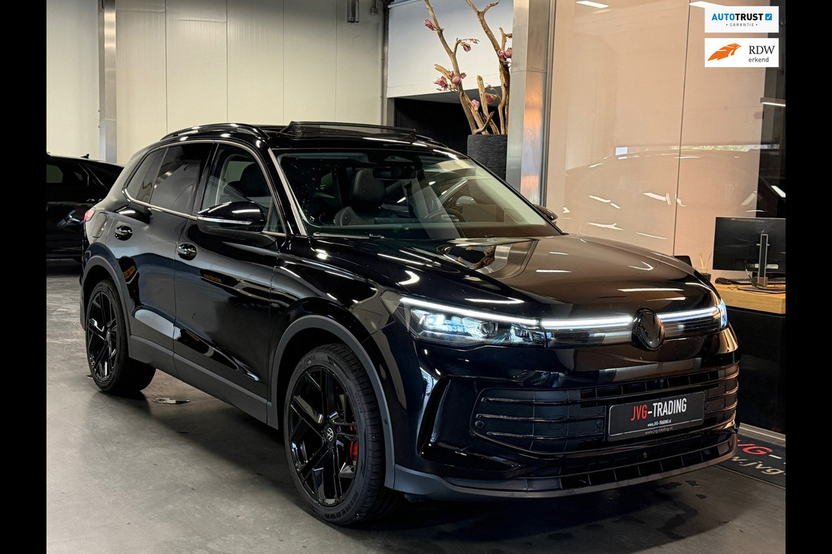 Volkswagen Tiguan 1.5 eTSI Panorama 360Cam. Trekhaak 1e eigenaar