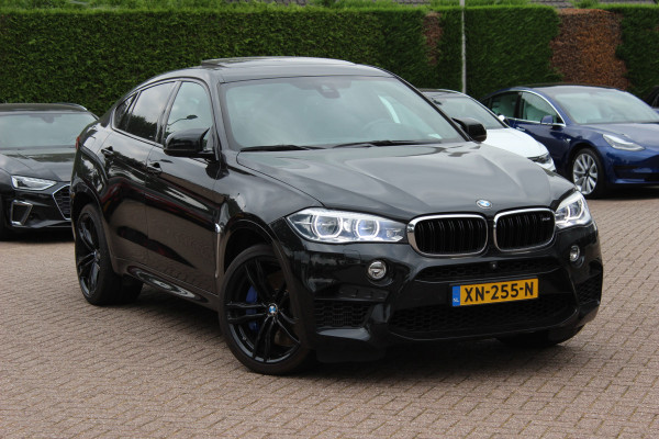 BMW X6 M / NL Auto! / Full option! / Trekhaak / Schuifdak / 360Camera / Carbon intr. / B&O / Softclose / Leder / 21'' / Standkachel / Entertainment System / Luchtvering / Stoelventilatie