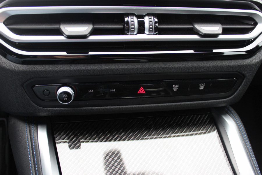 BMW i4 M50 High Executive 84 kWh / SoH 96,6% / 360Camera / Head-up / Leder / Harman Kardon / Carbon intr.+extr. / 19'' / CarPlay / Stoelverwarming / Dodehoek / DAB / Cruise Control Adaptief