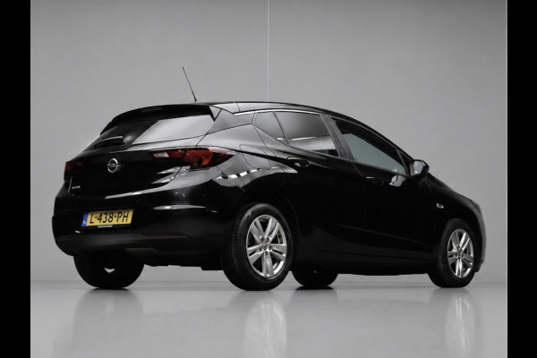 Opel Astra 1.2 Edition Sport (APPLE CARPLAY,NAVI,PDC,CRUISE,GETINT,SPORTSTOELEN,LM VELGEN,NETTE STAAT)