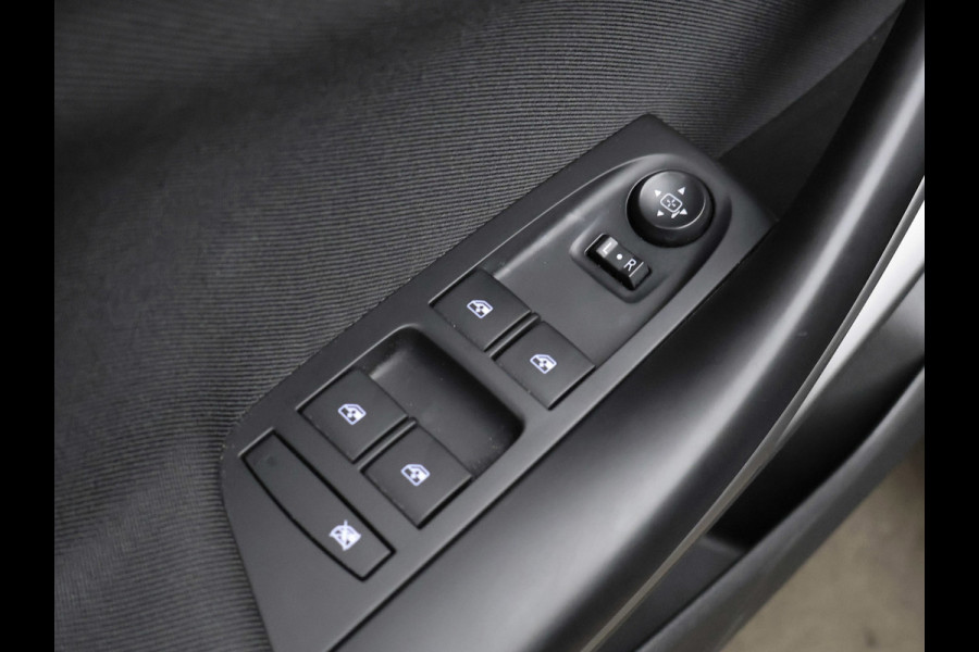 Opel Astra 1.2 Edition Sport (APPLE CARPLAY,NAVI,PDC,CRUISE,GETINT,SPORTSTOELEN,LM VELGEN,NETTE STAAT)