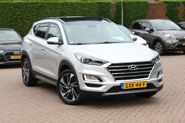 Hyundai Tucson 1.6 T-GDI Premium / Full option! / Panoramadak / 360Camera / Leder / Keyless / 19'' / CarPlay / Stoelventilatie+Verwarming / Stuurverwarmd / Dodehoek / DAB / ACC