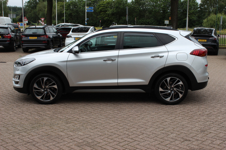 Hyundai Tucson 1.6 T-GDI Premium / Full option! / Panoramadak / 360Camera / Leder / Keyless / 19'' / CarPlay / Stoelventilatie+Verwarming / Stuurverwarmd / Dodehoek / DAB / ACC