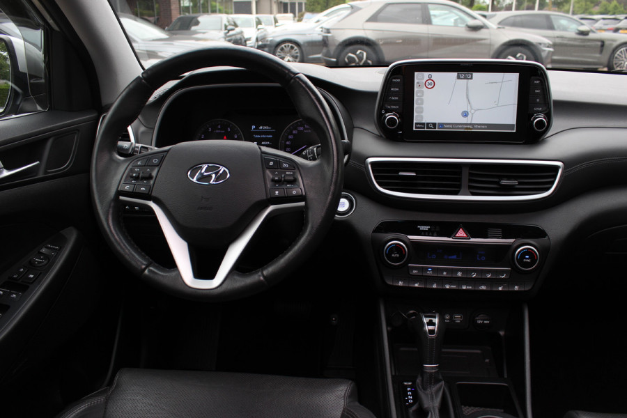 Hyundai Tucson 1.6 T-GDI Premium / Full option! / Panoramadak / 360Camera / Leder / Keyless / 19'' / CarPlay / Stoelventilatie+Verwarming / Stuurverwarmd / Dodehoek / DAB / ACC