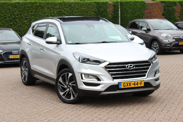 Hyundai Tucson 1.6 T-GDI Premium / Full option! / Panoramadak / 360Camera / Leder / Keyless / 19'' / CarPlay / Stoelventilatie+Verwarming / Stuurverwarmd / Dodehoek / DAB / ACC
