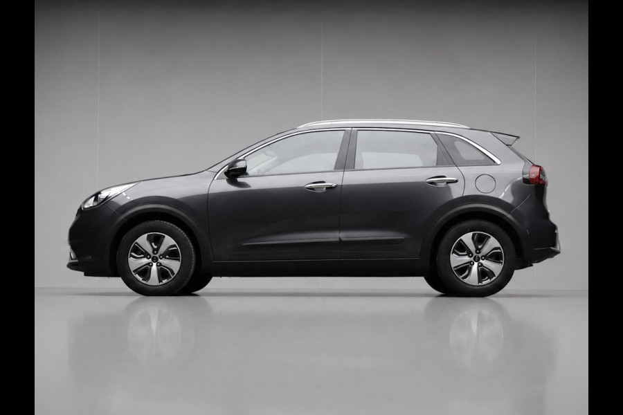 Kia Niro 1.6 GDi Hybrid DynamicLine Sport (APPLE CARPLAY,NAVI,CLIMATE,CRUISE,LANE ASSIST,SPORTSTOELEN,LM VELGEN,NETTE STAAT)