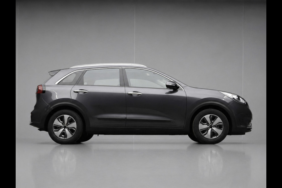 Kia Niro 1.6 GDi Hybrid DynamicLine Sport (APPLE CARPLAY,NAVI,CLIMATE,CRUISE,LANE ASSIST,SPORTSTOELEN,LM VELGEN,NETTE STAAT)