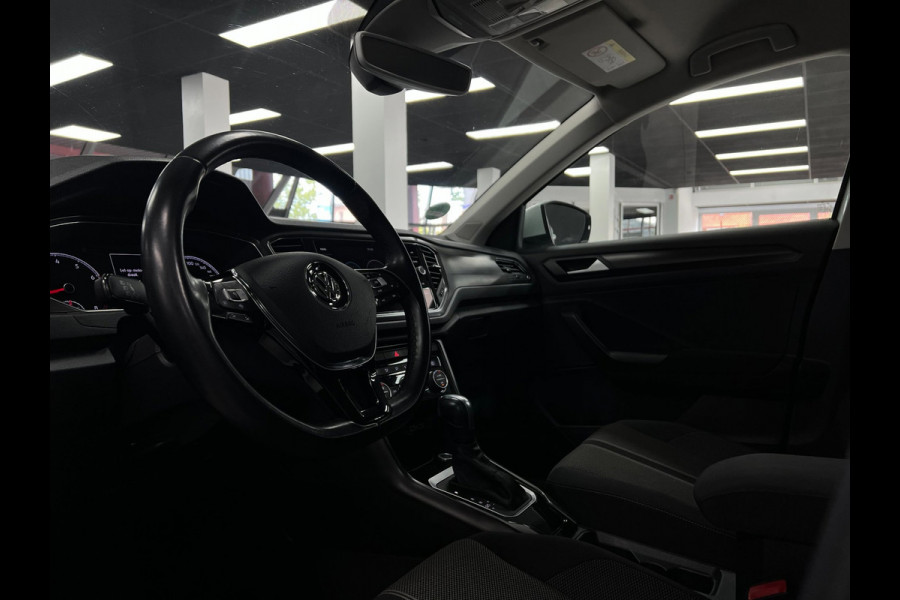 Volkswagen T-Roc 1.5 TSI Automaat | Carplay | ACC | LED