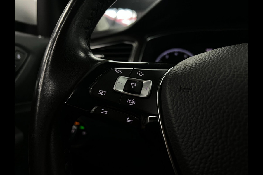 Volkswagen T-Roc 1.5 TSI Automaat | Carplay | ACC | LED