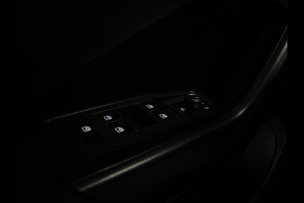 Volkswagen T-Roc 1.5 TSI Automaat | Carplay | ACC | LED
