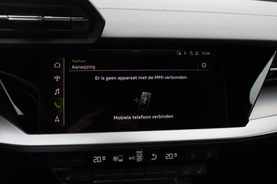 Audi A3 Sportback 35 TFSI S edition / RS Seats / CarPlay / Navigatie / 19'' / Parkeerhulp achter / Stoelverwarming / DAB / ACC