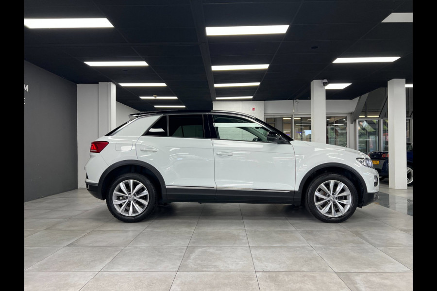 Volkswagen T-Roc 1.0 TSI Stoelver. | Navi | Carplay