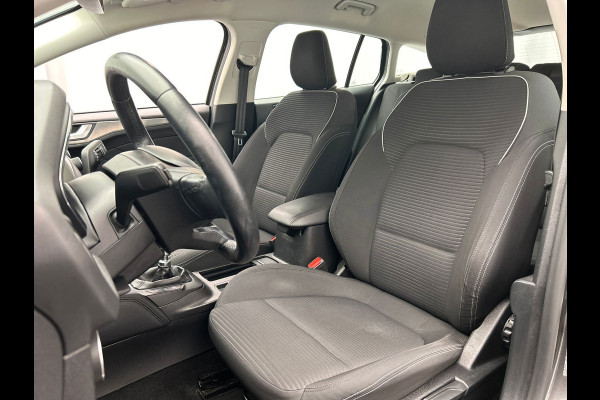 Ford FOCUS Wagon 1.0 EcoBoost Business | Navigatie | Camera | Cruise/Control | Lane Assist |PDC | Climate/Control |