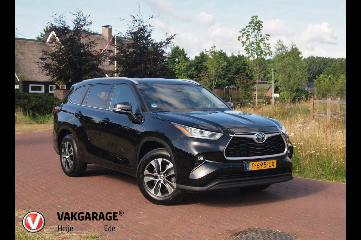 Toyota highlander 2.5 AWD Hybrid Business | 7-Persoons | Camera | Trekhaak | ACC | NL-Auto |