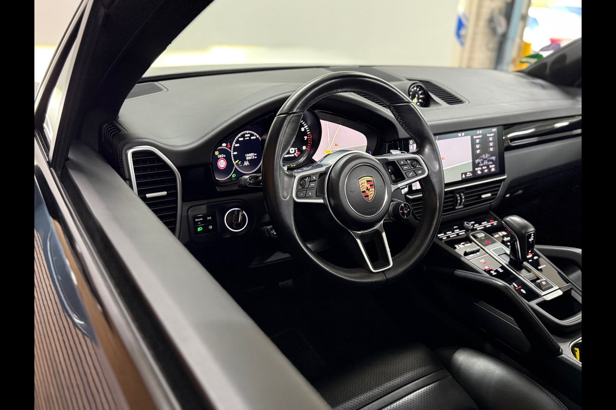 Porsche Cayenne 3.0 E-Hybrid | Full Option | Vierwielbesturing | PANO | PDLS+ | BOSE | PASM | ComfortPakket | Soft Close |Trekhaak