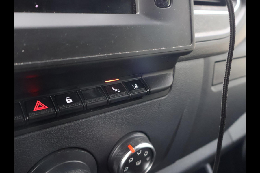 Renault Master T35 2.3 DCI 135 PK L3H2 WORK EDITION + APPLE CARPLAY | CAMERA | DODEHOEK | CRUISE