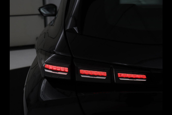 Peugeot 308 1.6 Plug-in Hybrid 180 Active Pack Business | SOH 94,6% | Navigatie | Carplay | Parkeerhulp | Climate control | Full LED | Cruise control | Bluetooth | PHEV