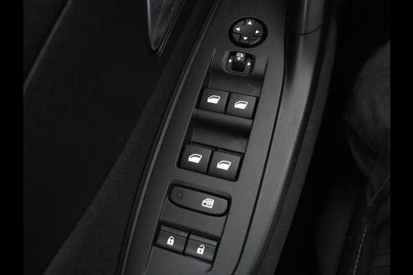 Peugeot 308 1.6 Plug-in Hybrid 180 Active Pack Business | SOH 94,6% | Navigatie | Carplay | Parkeerhulp | Climate control | Full LED | Cruise control | Bluetooth | PHEV