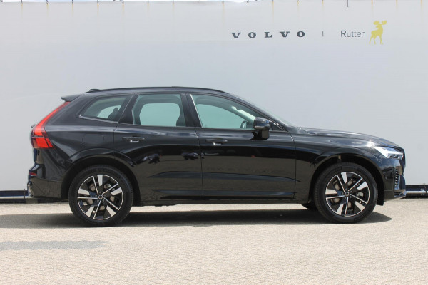 Volvo XC60 T6 350PK Automaat Plug-in hybrid AWD Plus Dark Google infotainment / Semi elektrisch wegklapbare trekhaak / Elektrisch bedienbare voorstoelen met geheugen / All seasonbanden