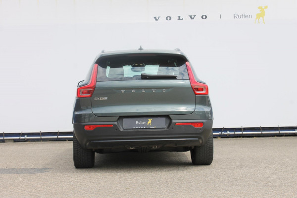 Volvo EX40 Single Motor Extended Range Plus 82 kWh Adaptieve cruise control / Semi elektrisch wegklapbare trekhaak / Google infotainment / 19" lichtmetalen velgen