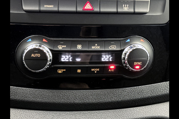 Mercedes-Benz eVito eVito Lang 66 kWh DC 266km WLTP Snelladen Dubbele cabine Led Schuifdeur L+R Navigatie Cruise control