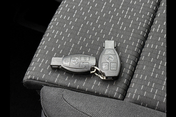 Mercedes-Benz eVito eVito Lang 66 kWh DC 266km WLTP Snelladen Dubbele cabine Led Schuifdeur L+R Navigatie Cruise control