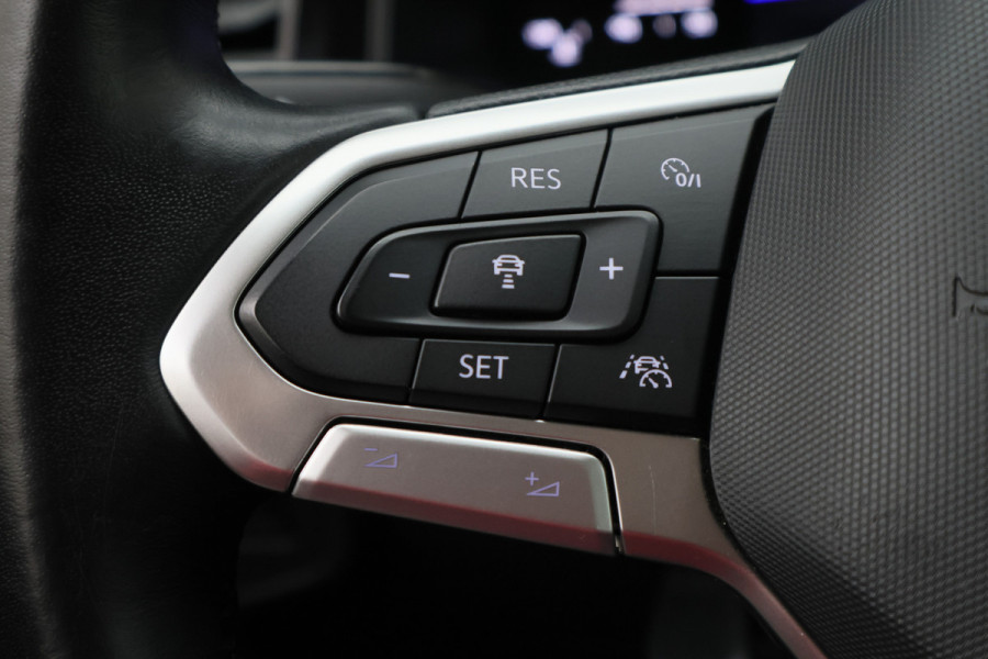 Volkswagen Polo 1.0 TSI Go Virtual Cockpit, LED, ACC, Apple Carplay, PDC, 15"