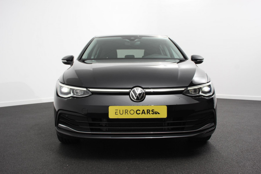 Volkswagen Golf 1.5 eTSI 150pk Automaat Style Sfeer verlichting Navigatie Climate control Camera Adaptive Cruise control Led Parkeer sensoren Lichtmetalen Velgen