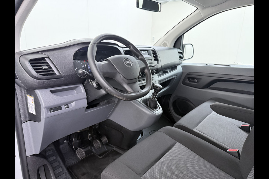 Opel Vivaro Combi 1.5CDTI 120PK L2 9-Persoons Airco Cruise Control Isofix Bluetooth Schuifdeur ESP 1e Eigenaar Origineel Nederlandse Auto