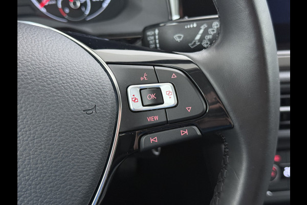 Volkswagen Polo 1.0TSI 96PK 5Drs R-Line Edition Adap.Cruise Navi Apple Carplay Android Auto Climate Control Cruise Control Pdc DAB Bluetooth Isofix Lmv Privacy Glas Led Origineel Nederlandse Auto Dealeronderhouden
