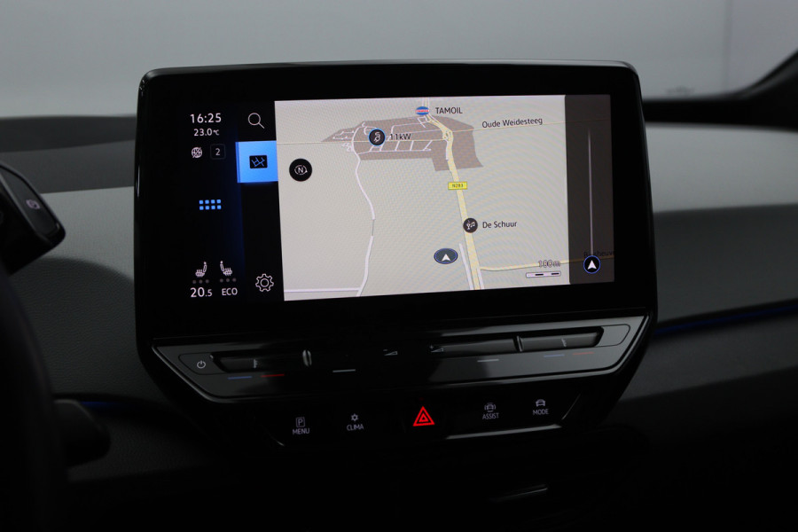 Volkswagen ID.3 First Max 58 kWh 204 PK, SOH 92 %, Matrix-LED, Panoramadak, adap. Cruise Control, Winterpakket, Head-UpMassage
