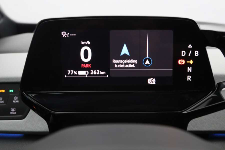 Volkswagen ID.3 First Max 58 kWh 204 PK, SOH 92 %, Matrix-LED, Panoramadak, adap. Cruise Control, Winterpakket, Head-UpMassage