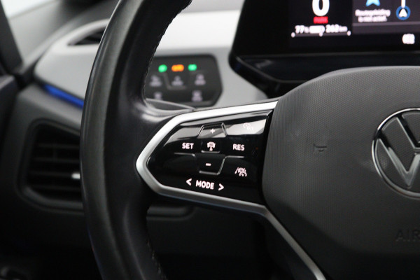 Volkswagen ID.3 First Max 58 kWh 204 PK, SOH 92 %, Matrix-LED, Panoramadak, adap. Cruise Control, Winterpakket, Head-UpMassage