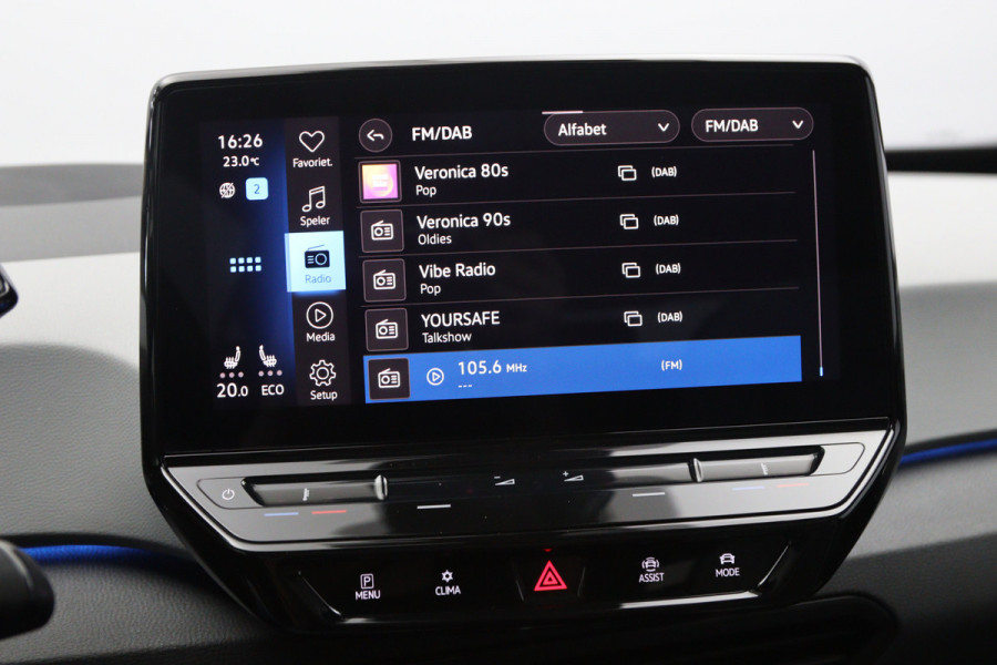 Volkswagen ID.3 First Max 58 kWh 204 PK, SOH 92 %, Matrix-LED, Panoramadak, adap. Cruise Control, Winterpakket, Head-UpMassage