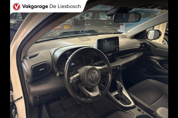 Toyota Yaris 1.5 Hybrid 115 Comfort/navi/camera/cruisec/lane assist/boeken