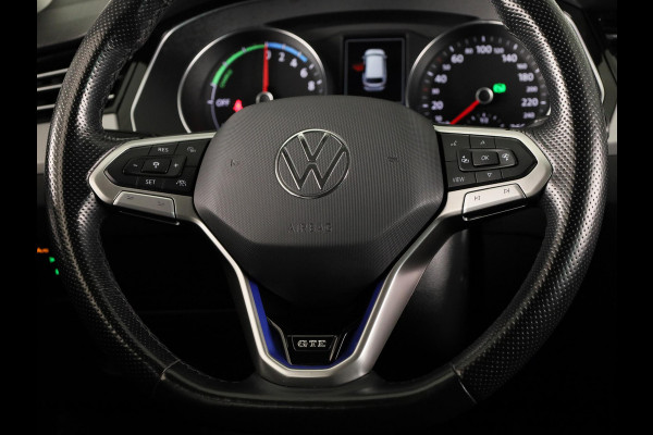 Volkswagen Passat Variant 1.4 TSI PHEV GTE Business 218 pk Automaat (DSG) | Navigatie |Parkeersensoren (Park assist) | Achteruitrijcamera | Matrix LED koplampen |Travel Assist | Stoelverwarming |