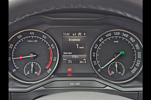Škoda Superb Combi 1.5 TSI ACT Style Business | Navi | Camera | Wegkl. Trekhaak | Stoelverwarming |