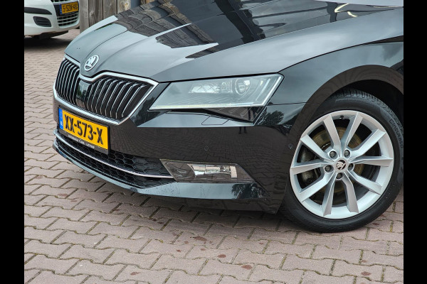 Škoda Superb Combi 1.5 TSI ACT Style Business | Navi | Camera | Wegkl. Trekhaak | Stoelverwarming |