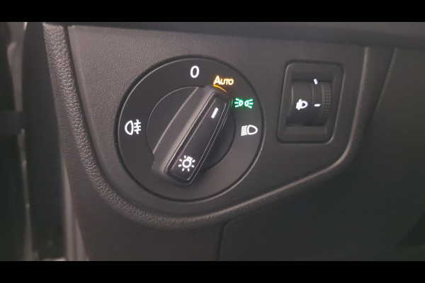 Volkswagen Polo 1.0 TSI Automaat Life Navigatie Airco Digitale Cockpit Stoelverwarming DAB Led Parkeer sensoren