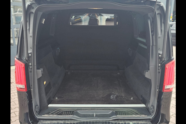 Mercedes-Benz V-Klasse 300d 4-MATIC Extra Lang DC Avantgarde | LED | ACC | Leder | Stoelverwarming | Burmester | App-connect | Trekhaak | LMV 19" | 360 Camera | Lane Assist | Schuifdeuren elektrisch |