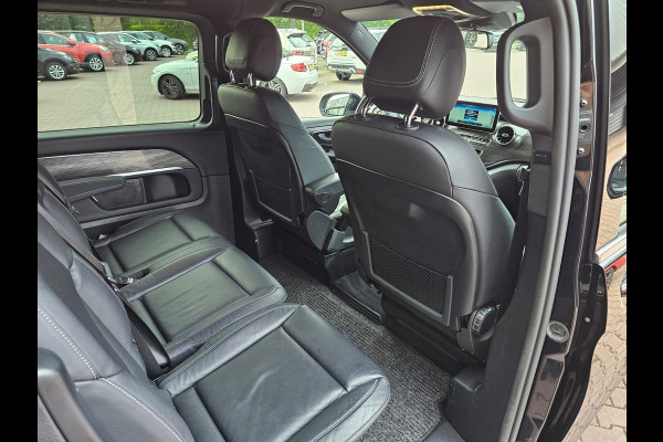 Mercedes-Benz V-Klasse 300d 4-MATIC Extra Lang DC Avantgarde | LED | ACC | Leder | Stoelverwarming | Burmester | App-connect | Trekhaak | LMV 19" | 360 Camera | Lane Assist | Schuifdeuren elektrisch |